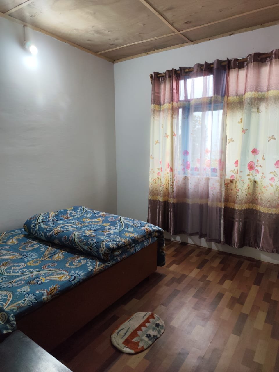 Mountain View Room